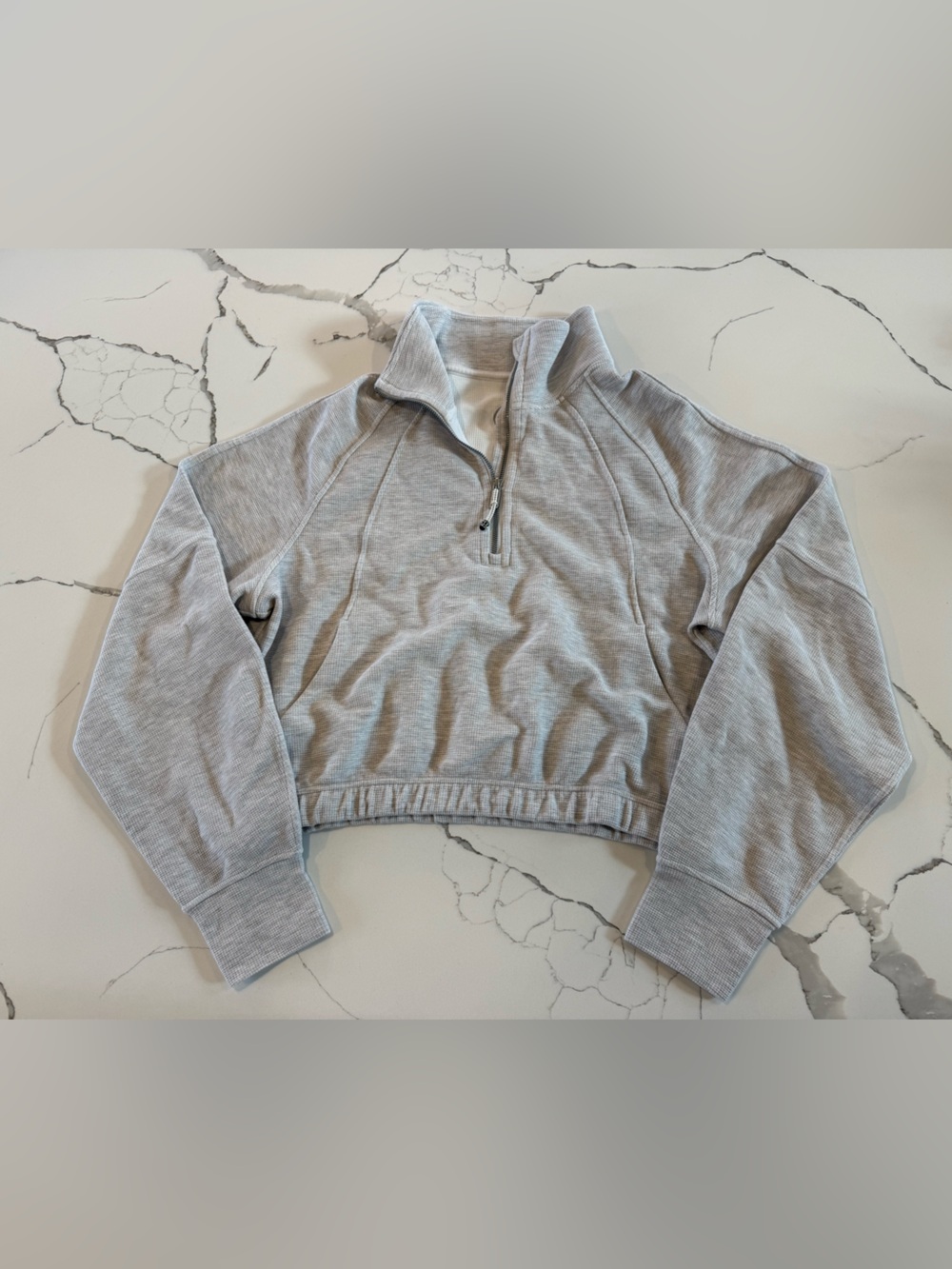 Lululemon Women’s Scuba Cropped Funnel-Neck Half Zip Waffle Large Light Grey